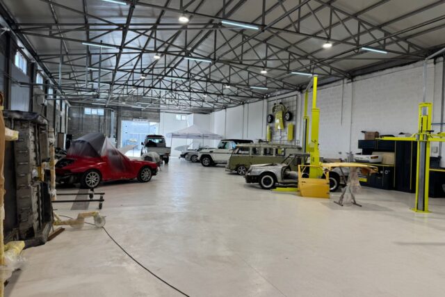 High end Auto workshop Ras alkhor