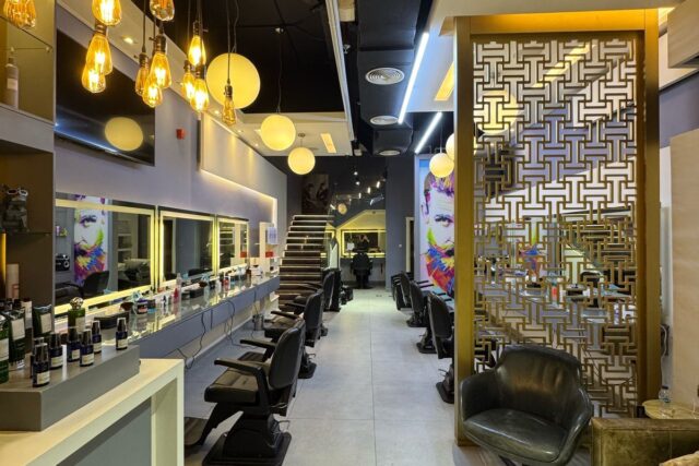 Salon for sale in Jumeirah